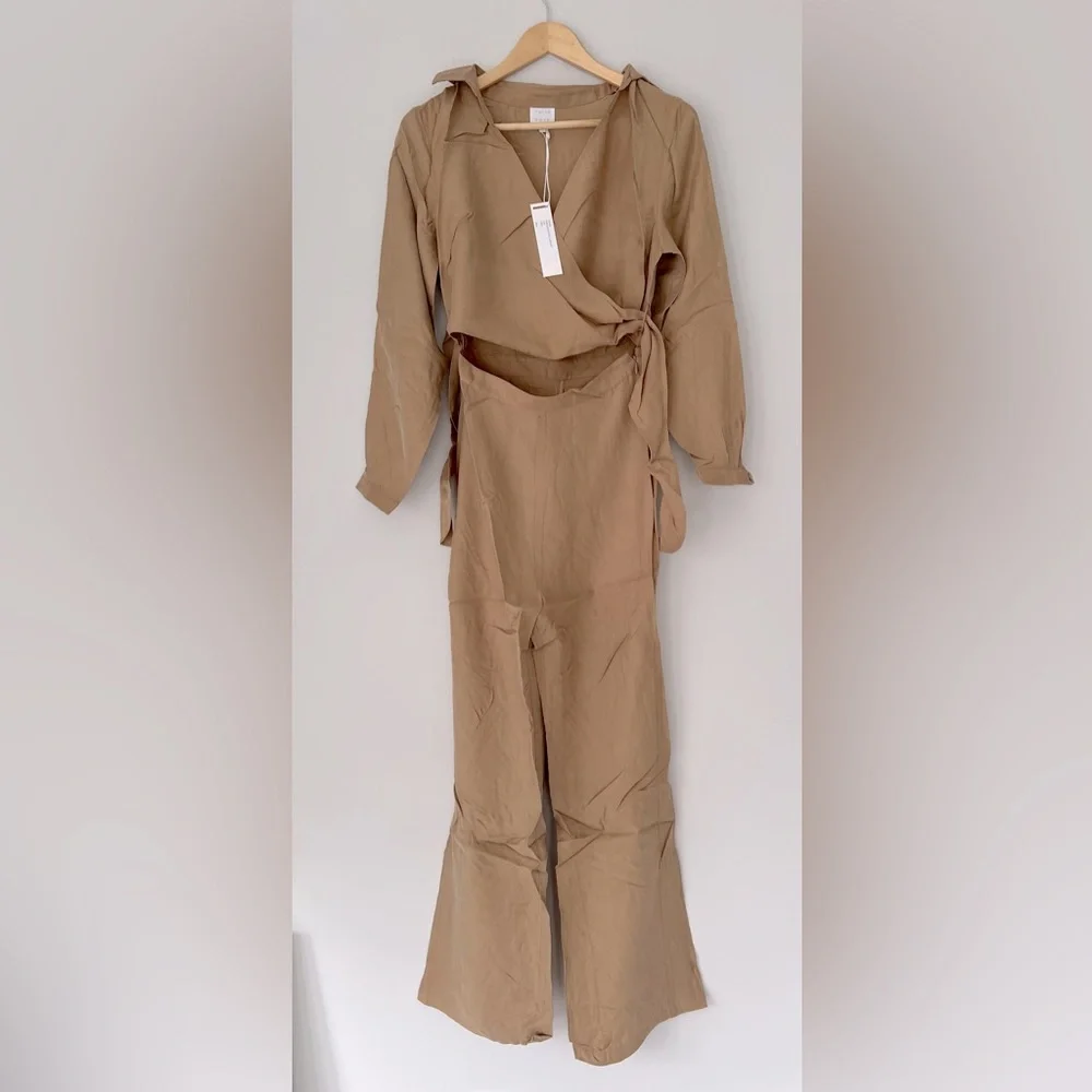 REVOLUTION WRAP JUMPSUIT - Picture 1 of 4